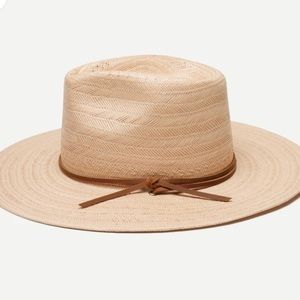 WYETH Sidney in Rose Straw Hat